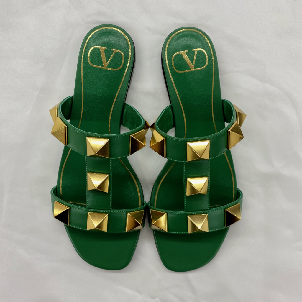 VALENTINO GARAVANI】 ローマンスタッズ フラットサンダル【買取入荷